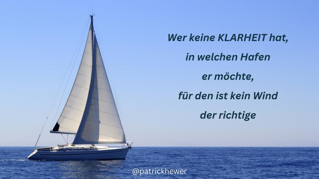 Segelboot am Meer symbolisiert Klarheit